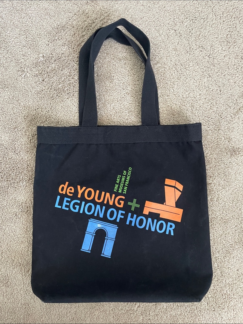 Rare discontinued de Young + Legion of Honor Black Canvas Tote